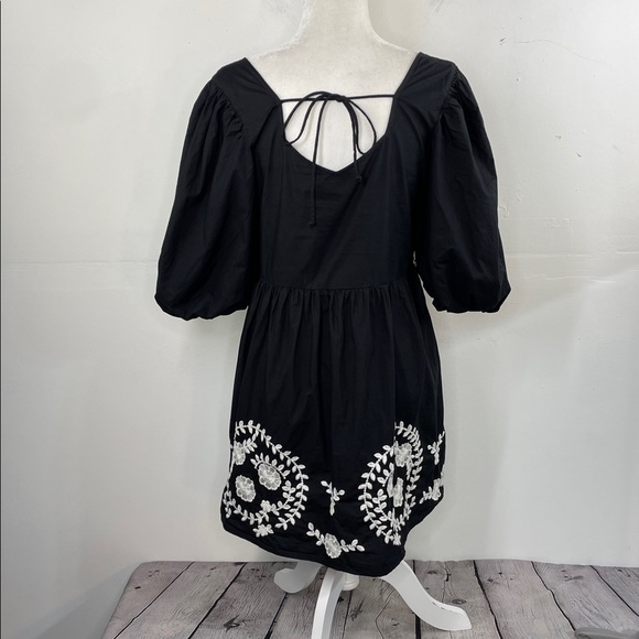 MNG Mango Black Square-Neck Puff Sleeve Mini Dress with White Floral Embroidery - Picture 5 of 16